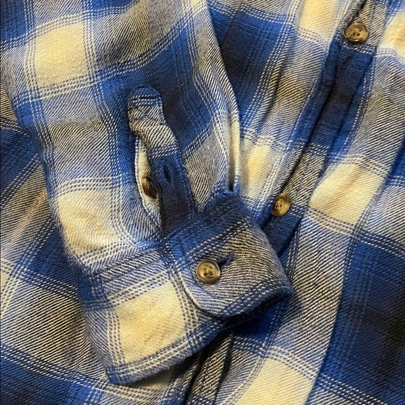 American Eagle flannel button up - Picture 3 of 5